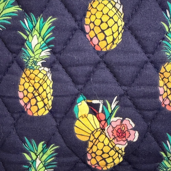 Vera Bradley Pineapple Toucan Party Print Hanging Travel Toiletry Organizer Navy - Picture 5 of 6